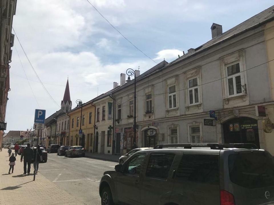 Monar City Center Apartment Free Parking Kosice Ngoại thất bức ảnh